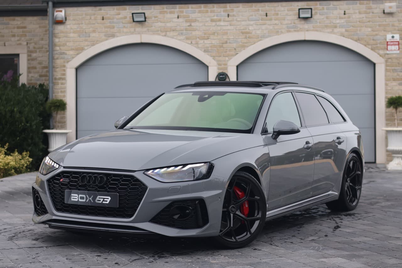 Audi  RS4